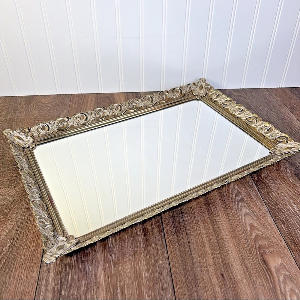Vintage Mirrored Gold Tone Scalloped Edge Vanity Tray Hollywood Regency 18 x 12
